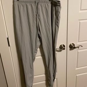 Zyia Joggers Ankle Zip. Like New